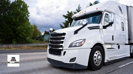 heavy-duty fiberglass semi-truck hood