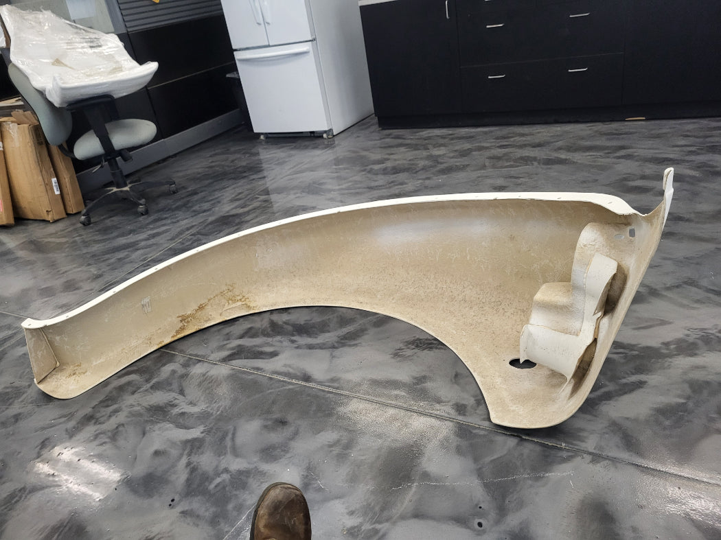 Freightliner Coronado SFA LH Fender FLM-620L