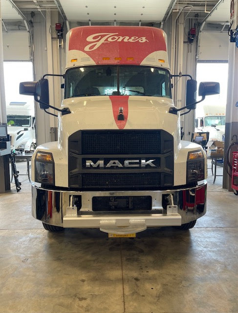 Mack CXU Set Back Axle Parachoques Acero Cromado 2008-Reciente 16 pulg.