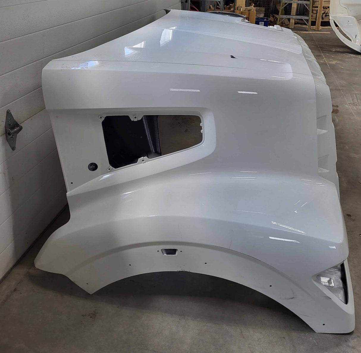 Western Star 47X SFA Hood,  Access, Fend. Ext., Preclean