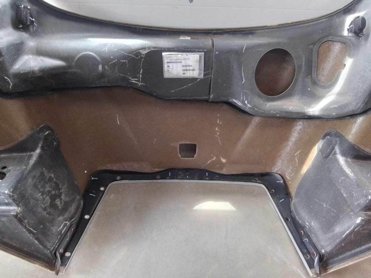 Capó Freightliner 114SD SBA, despegue OEM, con nariz perforada y guardabarros, U2385