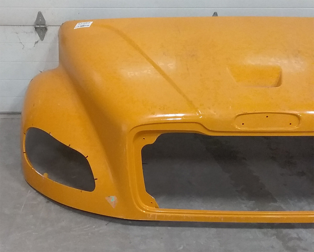 Freightliner M2 106 Hood, W/Bezel Notches, Bus Application |2018-2024| A17-21136-038