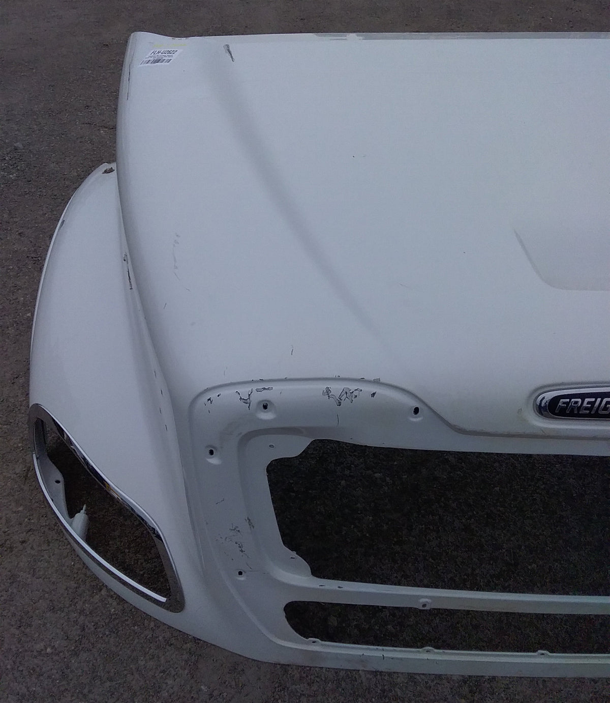 Freightliner M2 112 Hood, 2023-25, Fender Ext. Bezel Notches|OEM Takeoff| A17-18280-032