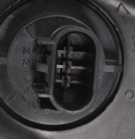 Freightliner 114SD, 108SD Headlight Assembly Passenger Side