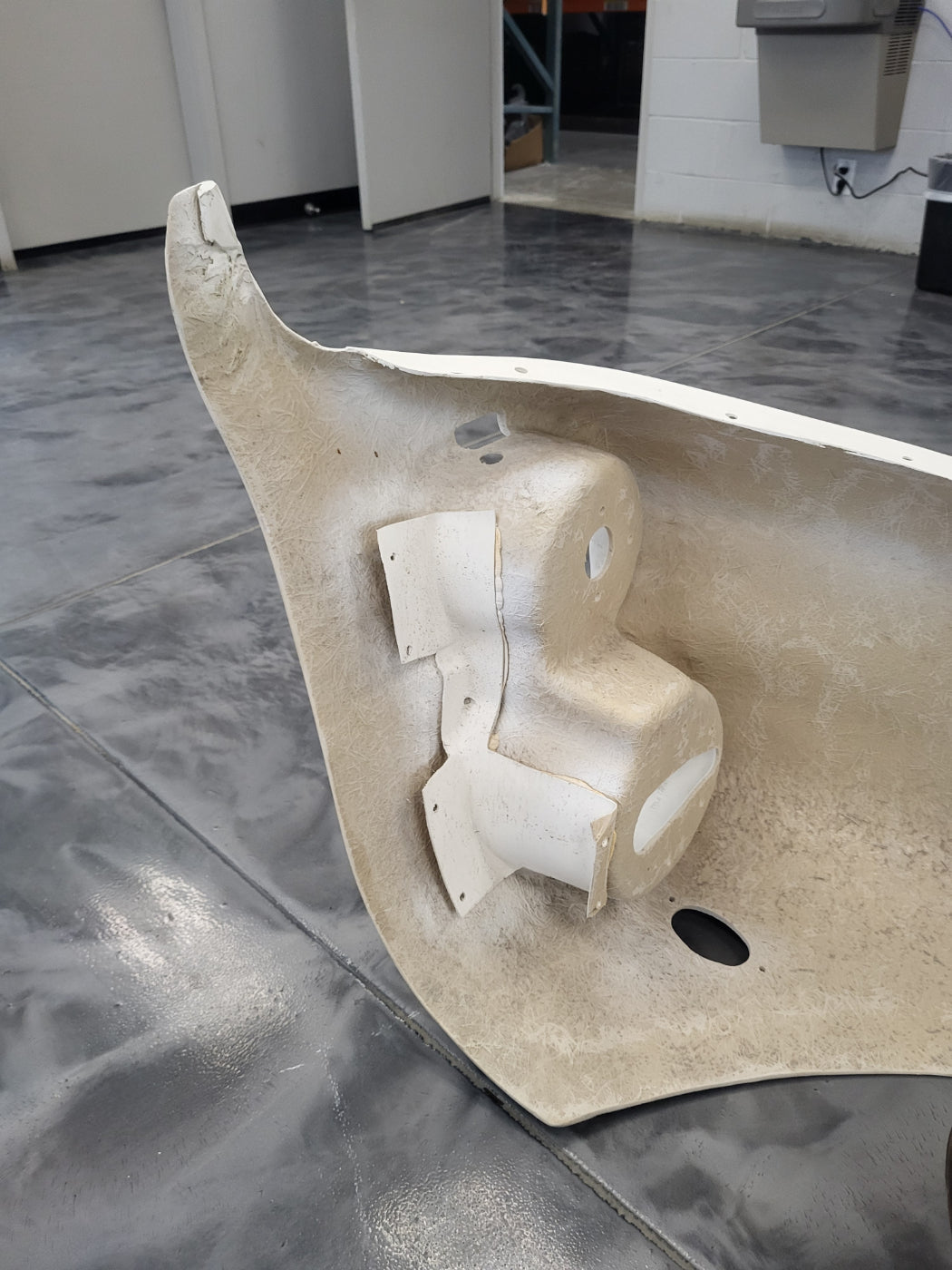 Freightliner Coronado SFA RH Fender