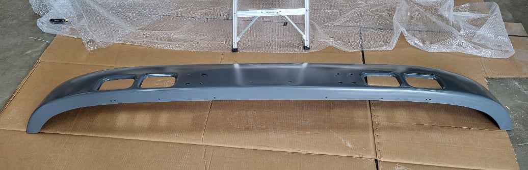 DuraBuilt International 4600 / 4700 / 4900 / 8100 Bumper Steel Painted-Grey