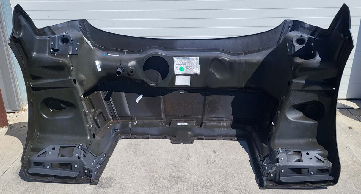 Western Star 47X SFA Hood w/Precleaner, R/L Mirror, Fend. Ext., OEM Take-Off, U2326