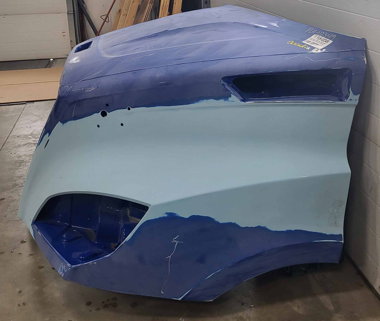 Freightliner Cascadia Hood 116" BBC, OEM Take Off, U2349