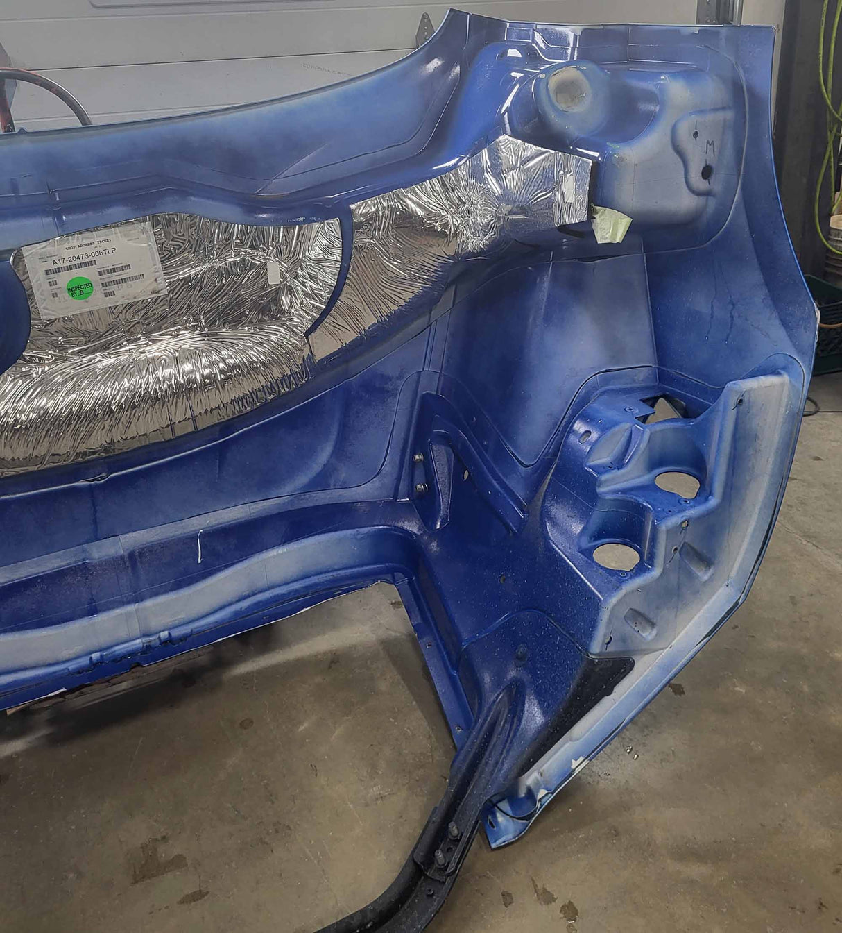 Freightliner Cascadia Hood 116" BBC, OEM Take Off, U2349