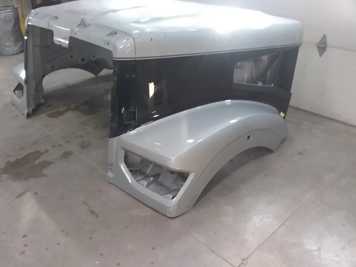 Western Star 49X Set Forward Axle Take-off Hood.