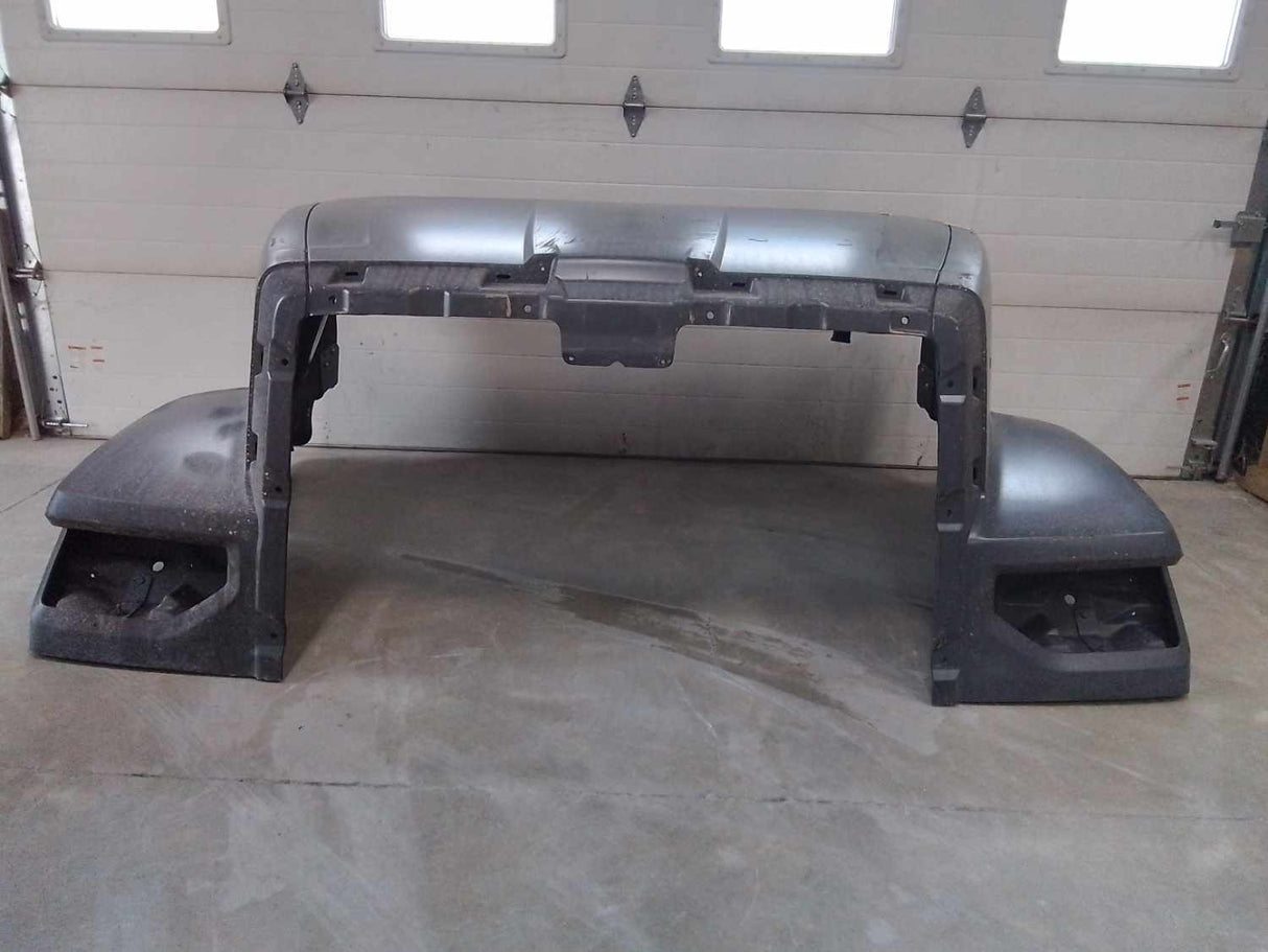 Campana Western Star 47X SFA con prefiltro, espejo R/L, defensa. Ext., despegue OEM, U2326
