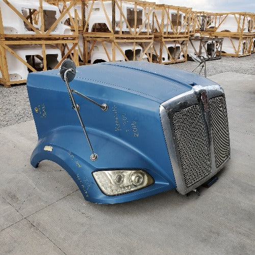 Kenworth T-660 *Cosmetic Blemish OEM Hood #2122, L29-1248