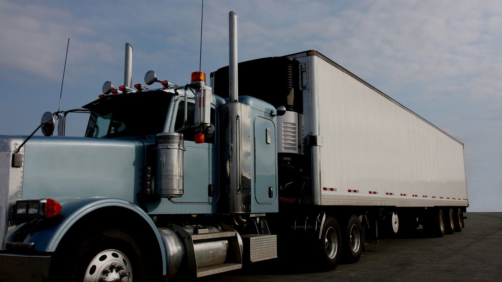 What to Look For in a Big Rig Parts Dealer