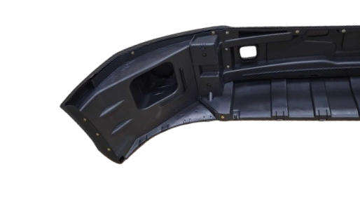 Pete 579 3 piece plastic bumper without fog lights.