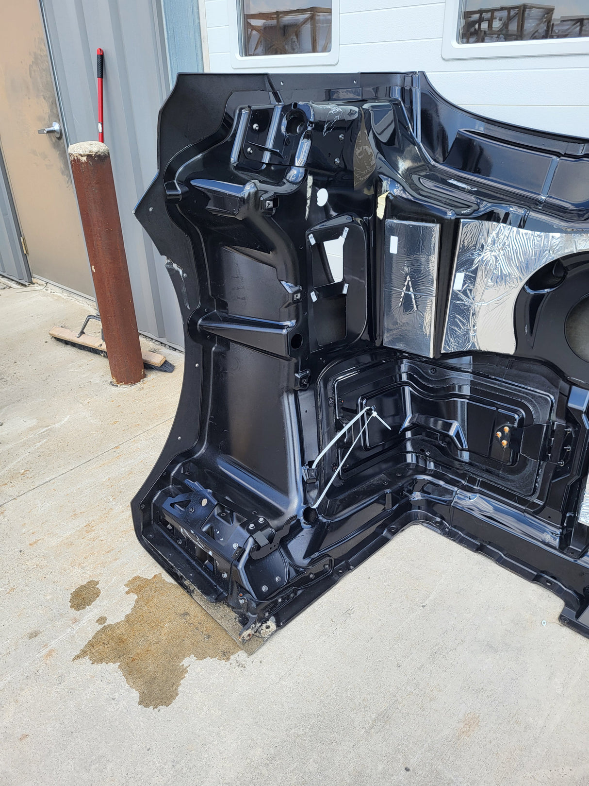 Western Star 49X SFA Hood, Access, Fend. Ext., Takeoff | A17-21716-022