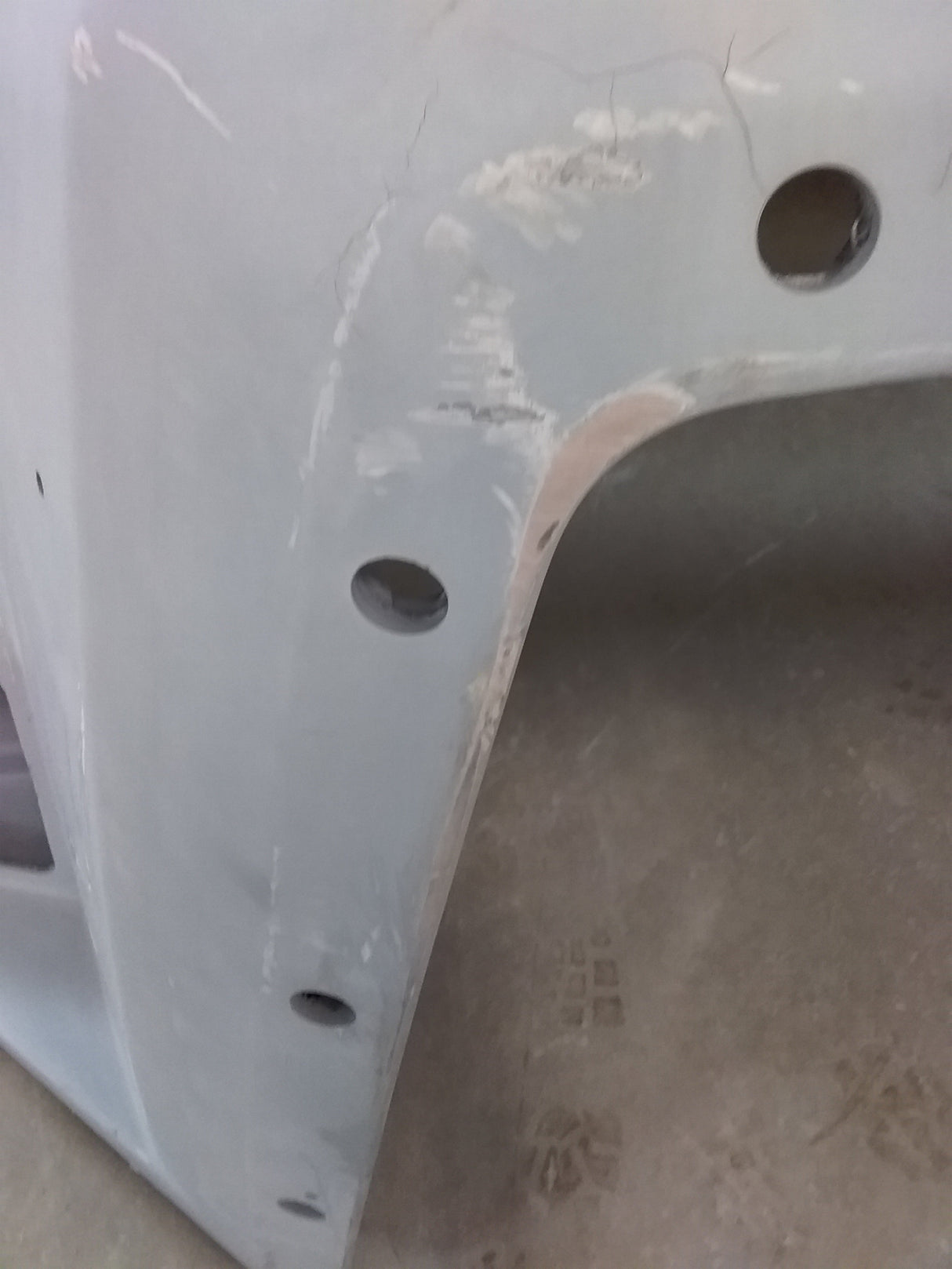 Freightliner 108SD SBA Hood, Pre-cleaner, Drilled Nose and Fender | Z17-20426-010