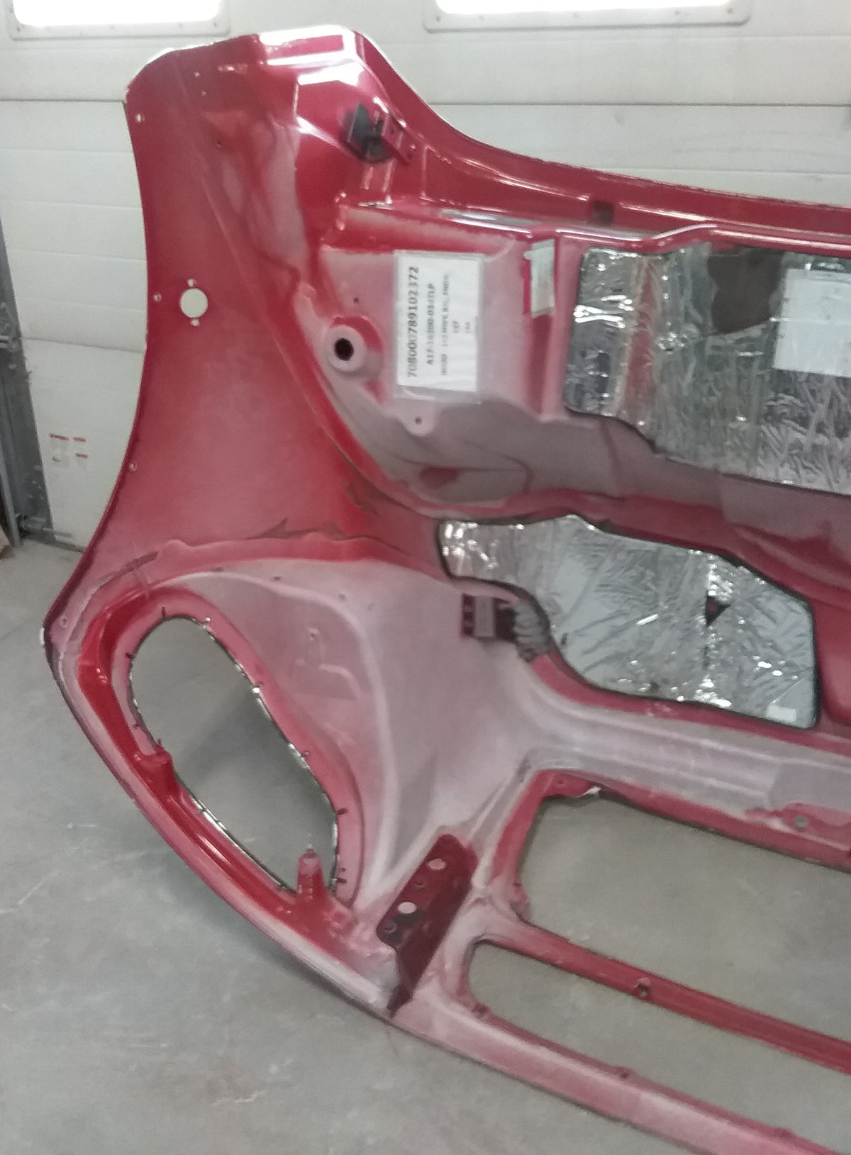 Freightliner M2 112 w/Drilled Fenders & Bezel Notches,  U2611, A17-18200-034