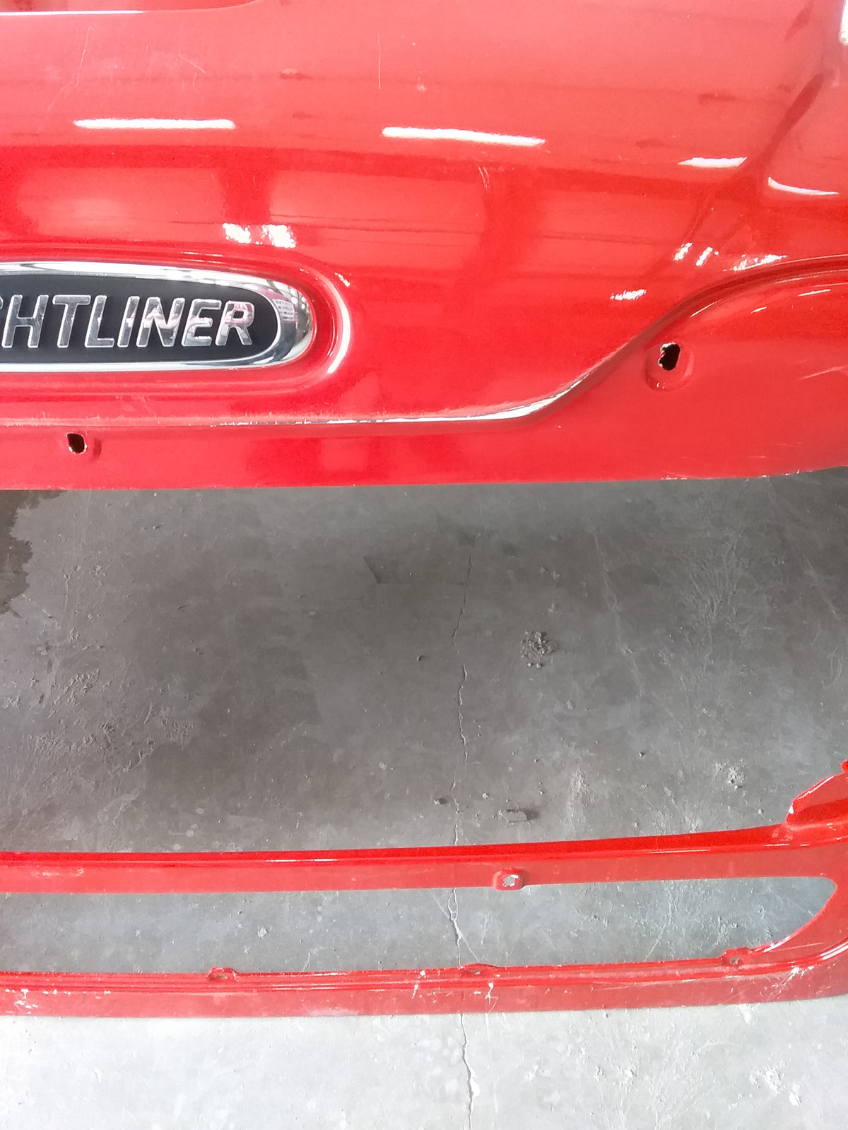 Freightliner M2 112 Hood, 2023-26, Fender Ext. Bezel Notches|OEM Takeoff| U2623 | A17-18280-034