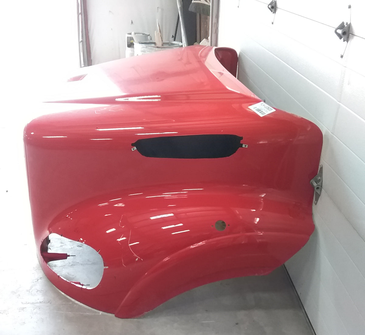 Freightliner M2 112 Hood, 2023-26, Fender Ext. Bezel Notches|OEM Takeoff| U2623 | A17-18280-034