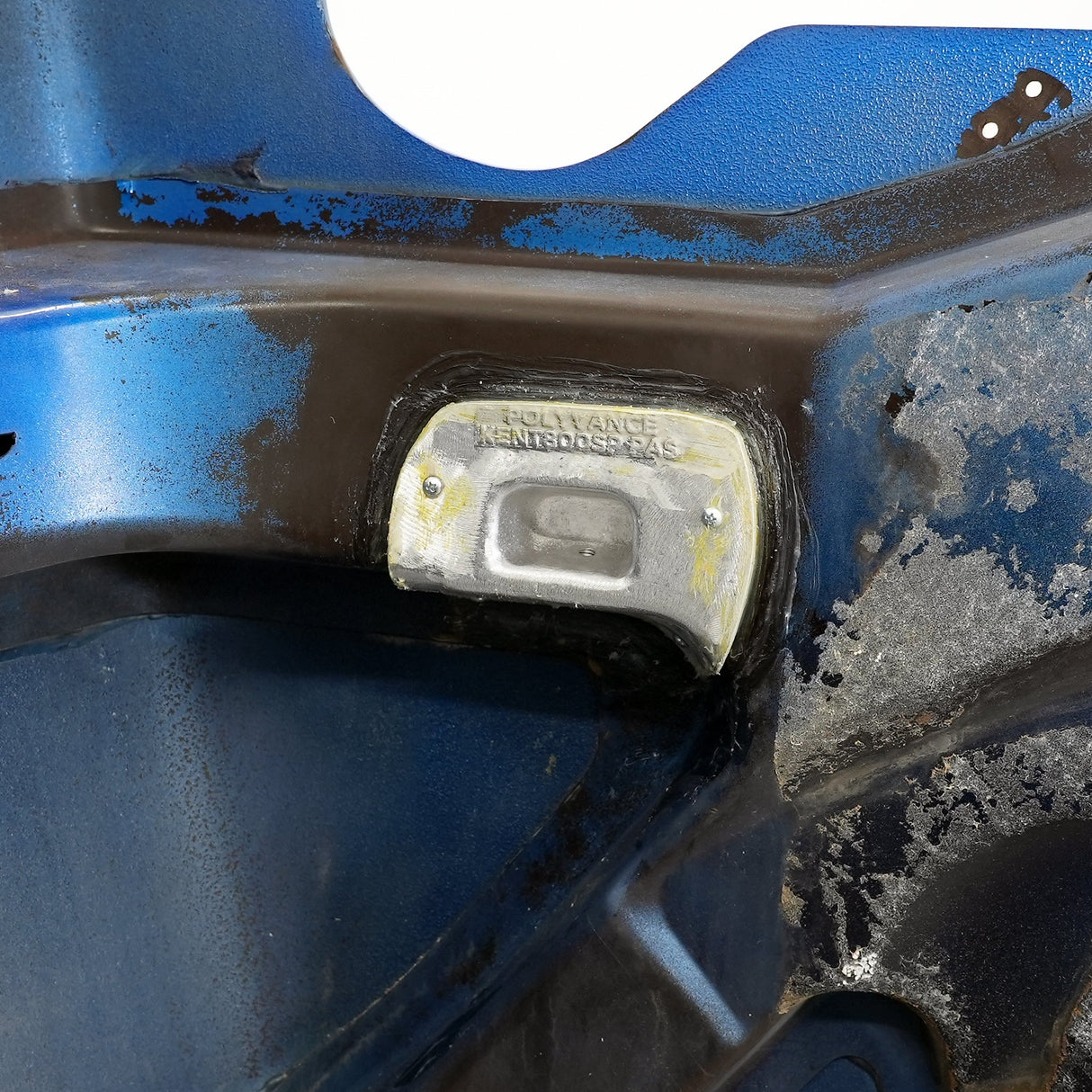 Kenworth T800 Hood Cable Mount Repair Kit