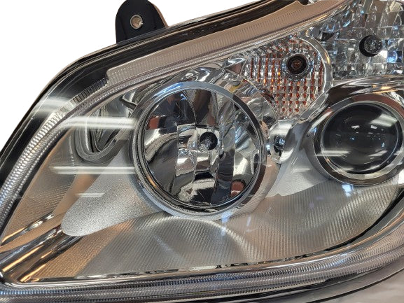 P54-6103-11000, KWL-680CL, OEM replacement headlights, Chrome projector-style headlights 