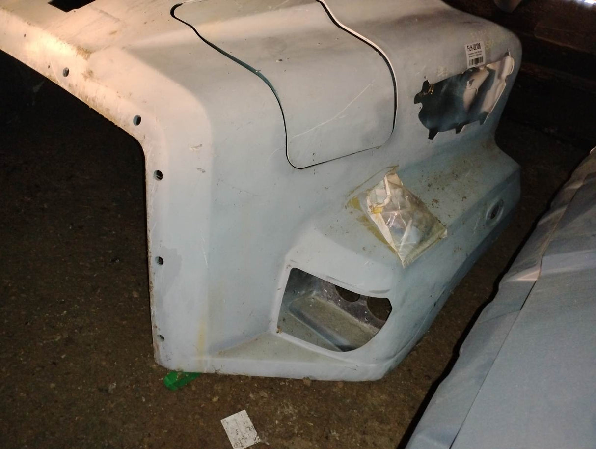 Freightliner 114SD SBA Hood w/Access Door, OEM Take Off U2108