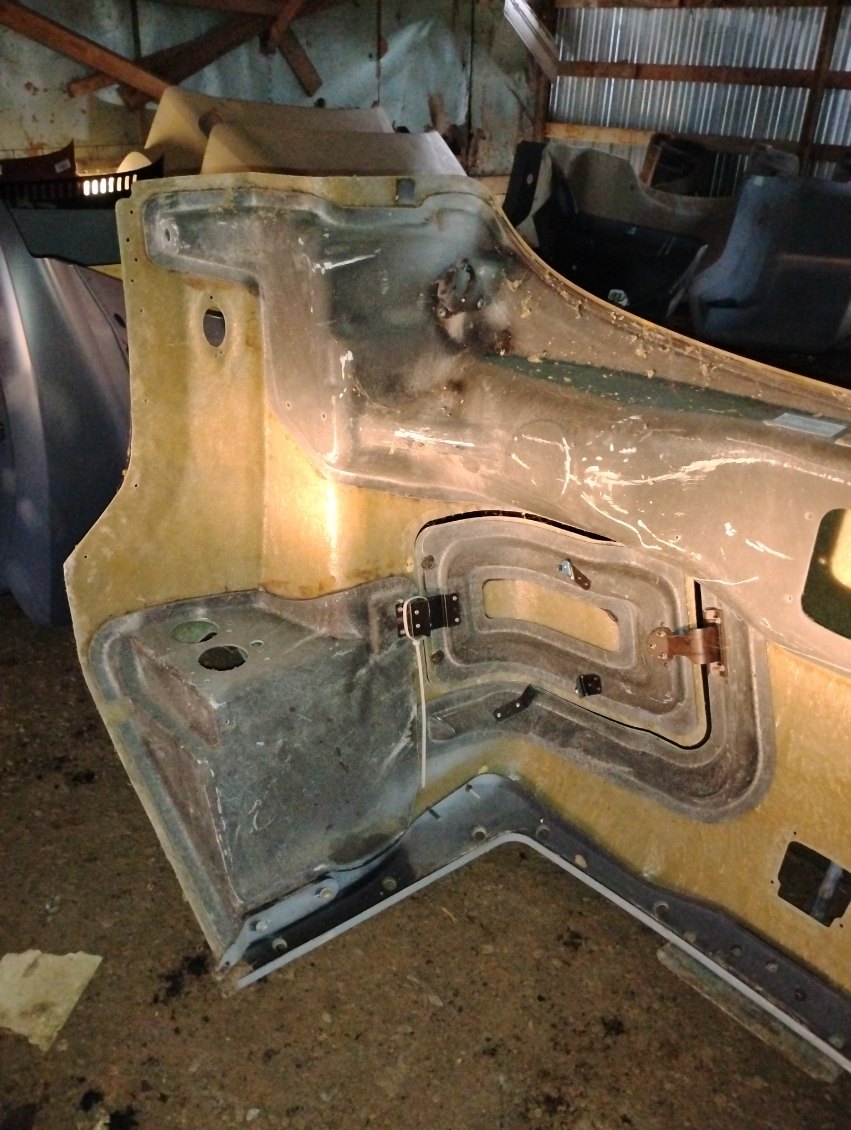 Freightliner 114SD SBA Hood w/Access Door, OEM Take Off U2108