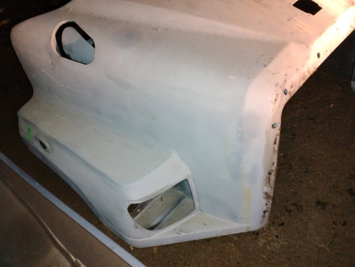 Freightliner 114SD SBA Hood w/Access Door, OEM Take Off U2108