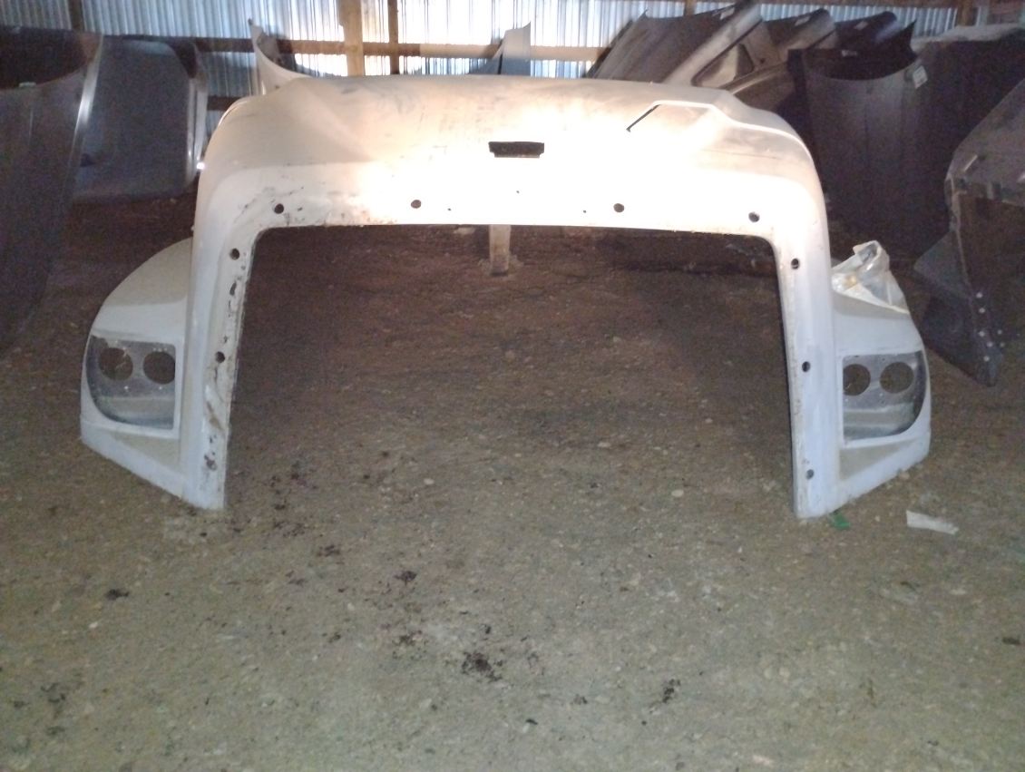 Freightliner 114SD SBA Hood w/Access Door, OEM Take Off U2108