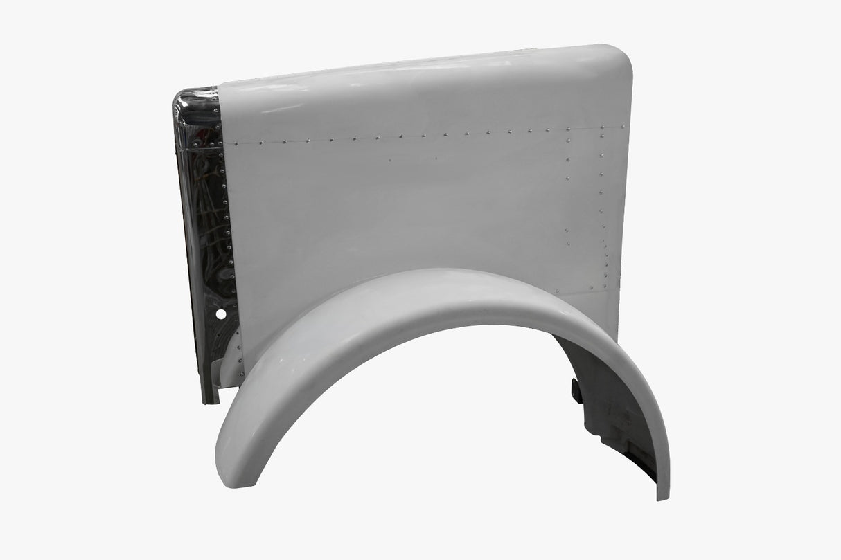 Peterbilt 388 Fiberglass Short Hood With Fiberglass Fenders (Stainless Steel Grill & Surround)