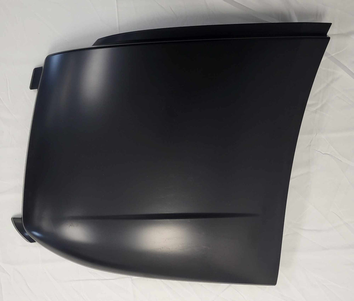 Volvo VNL Gen 3 Bumper End Cover, Black Driver-side, 82750588