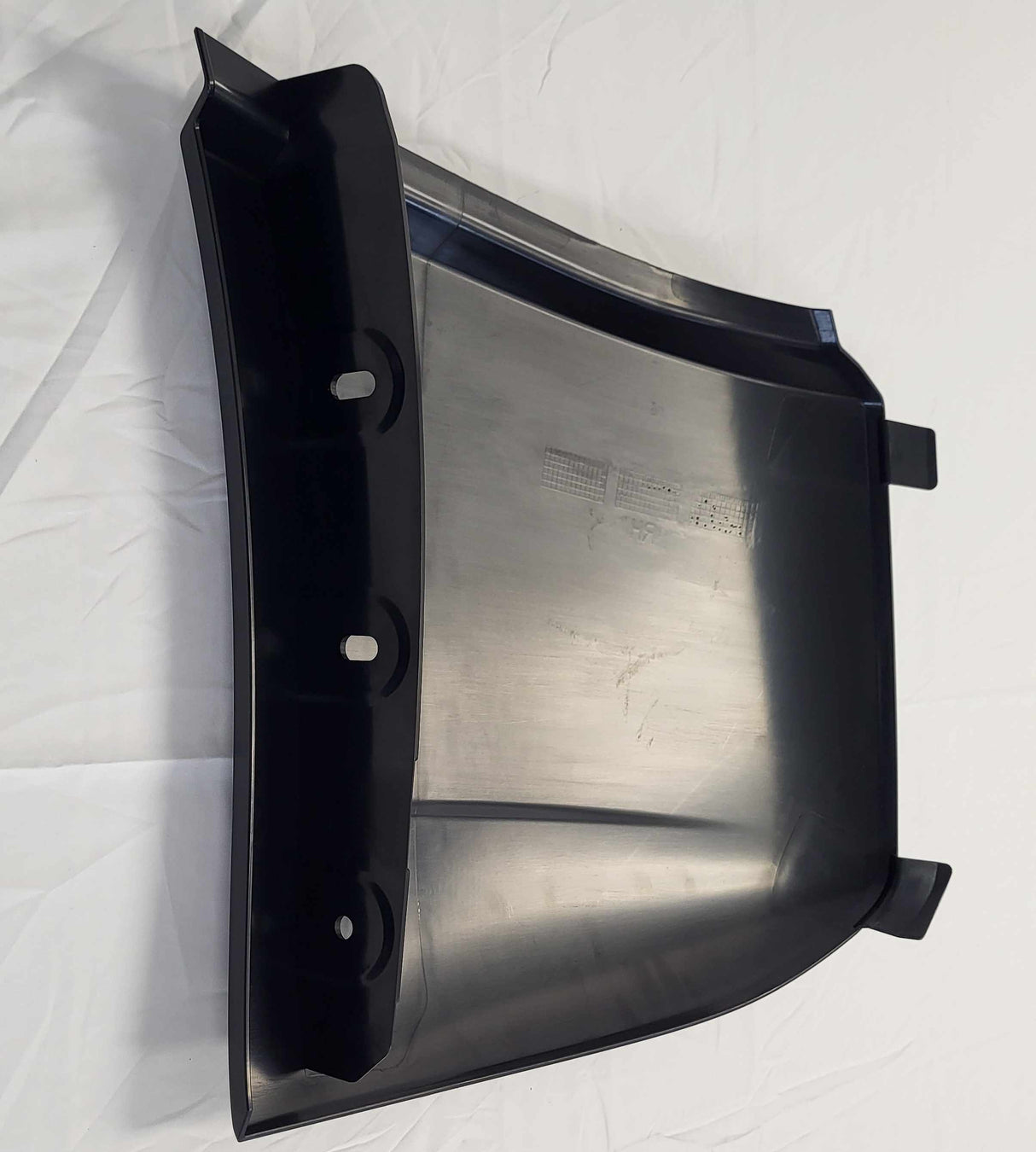 Volvo VNL Gen 3 Bumper End Cover, Black Driver-side, 82750588