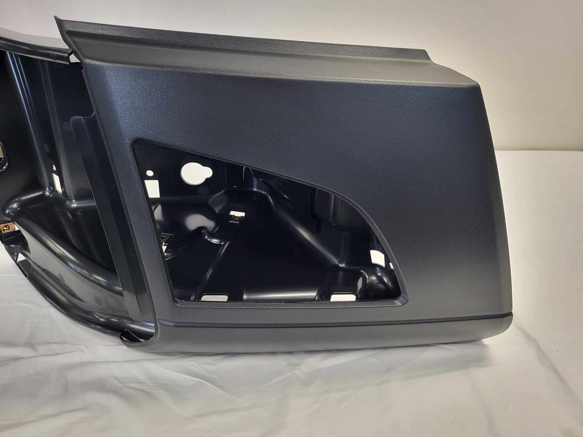 Plastic Bumper Reinforcement w/ Fogs for Volvo VNL Gen 3 | Pass