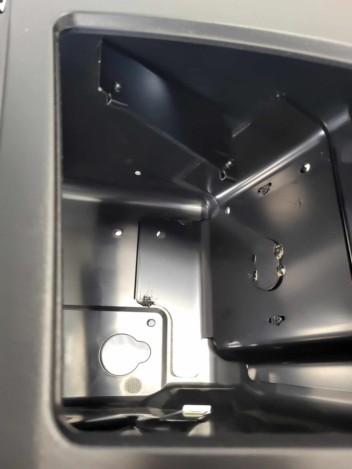 Volvo VNL Gen 3 Bumper Reinforcement w/Fogs, Black Passenger Side, 82750062