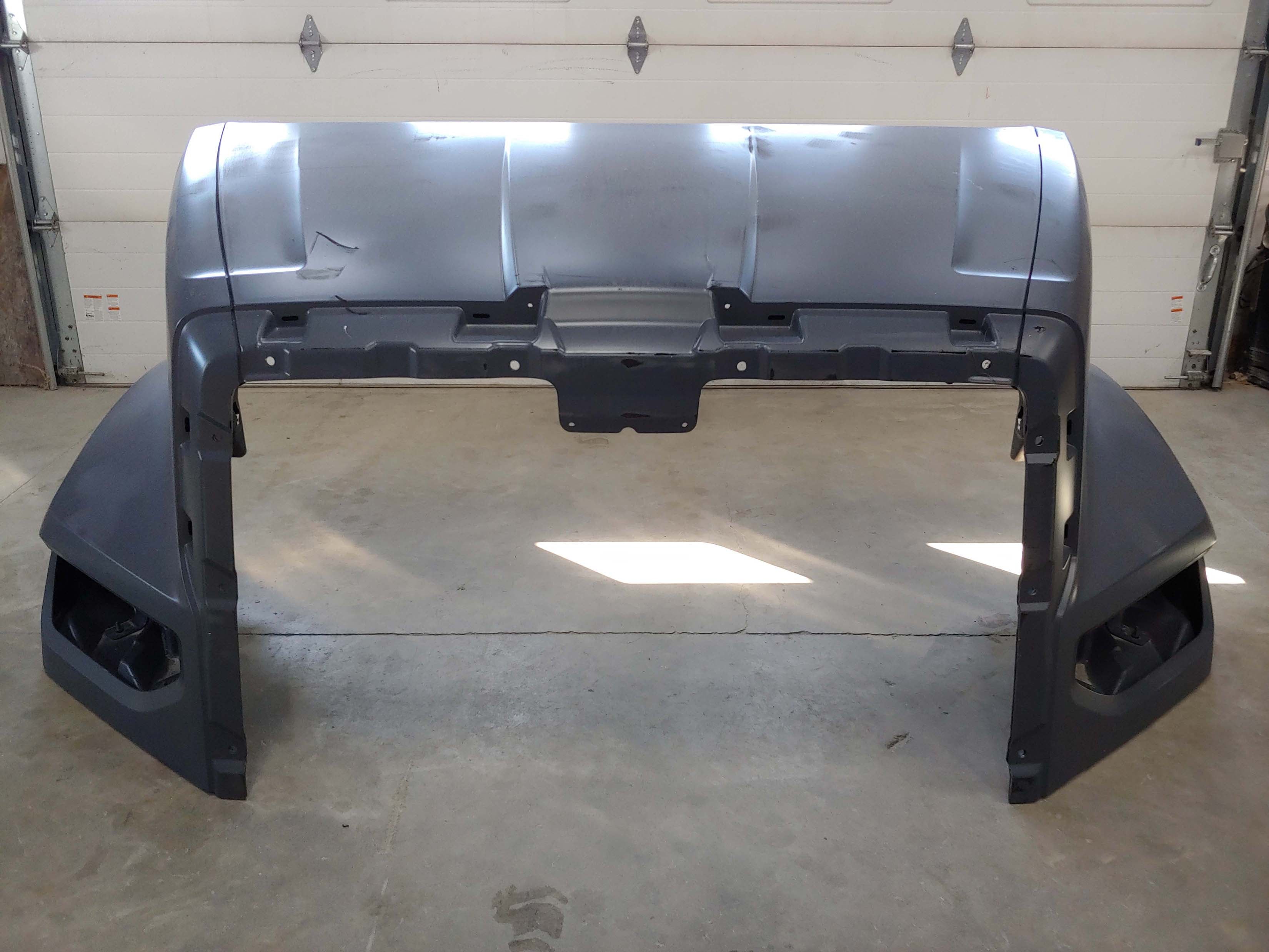 Western Star 47X SBA Hood, Fen Ext, OEM Take Off, U2409, A17