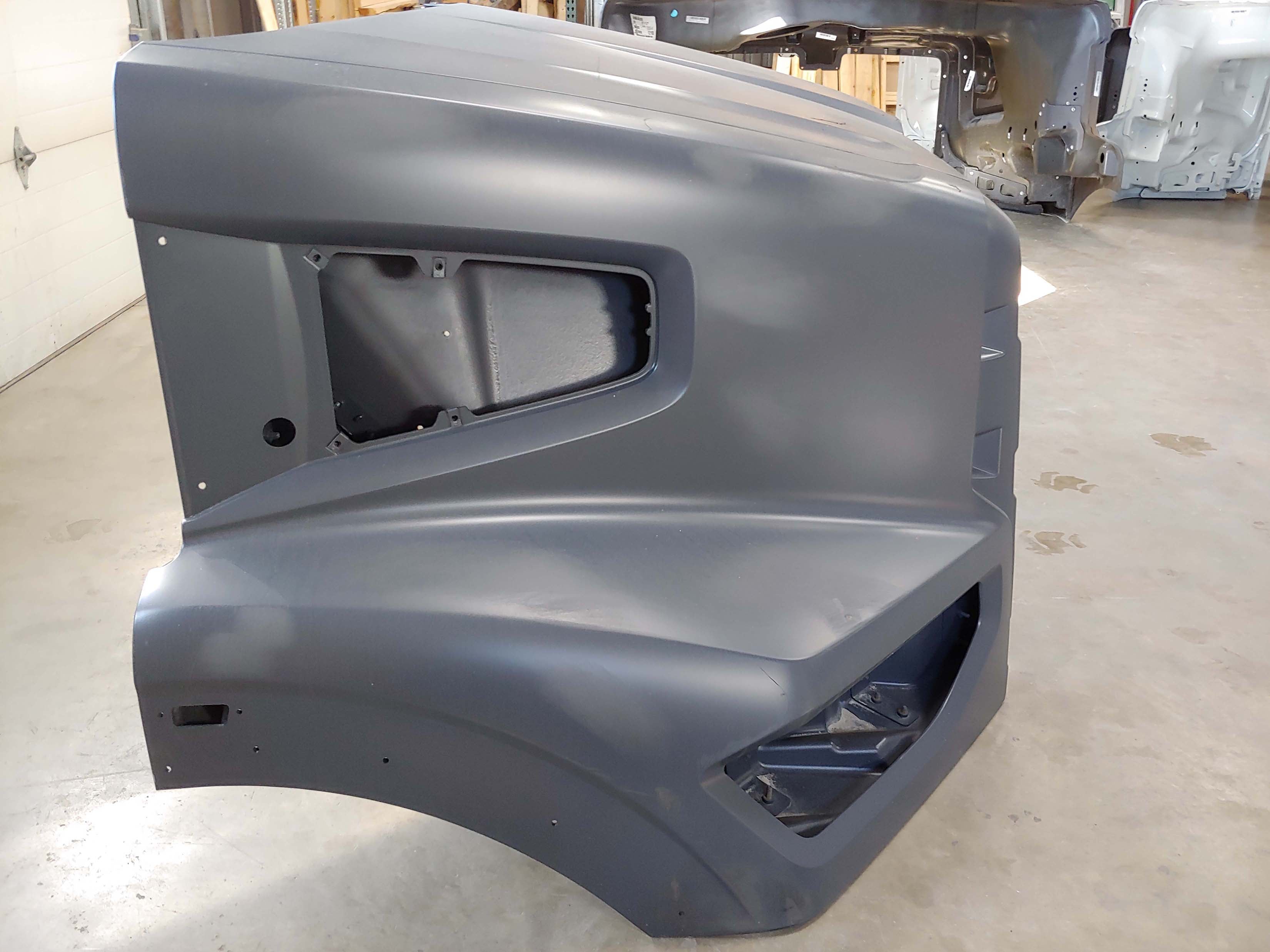 Western Star 47X SBA Hood, Fen Ext, OEM Take Off, U2409, A17