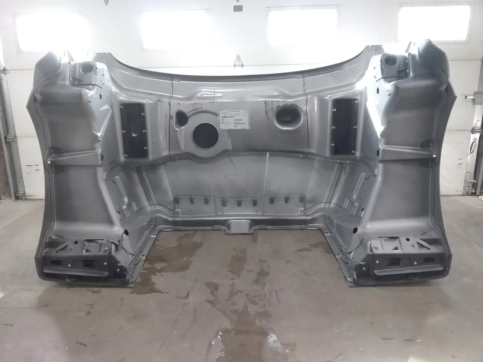 Western Star 49X SFA, Pre-Clean, Non-Sloped, Fender Ext, A17-21772-019