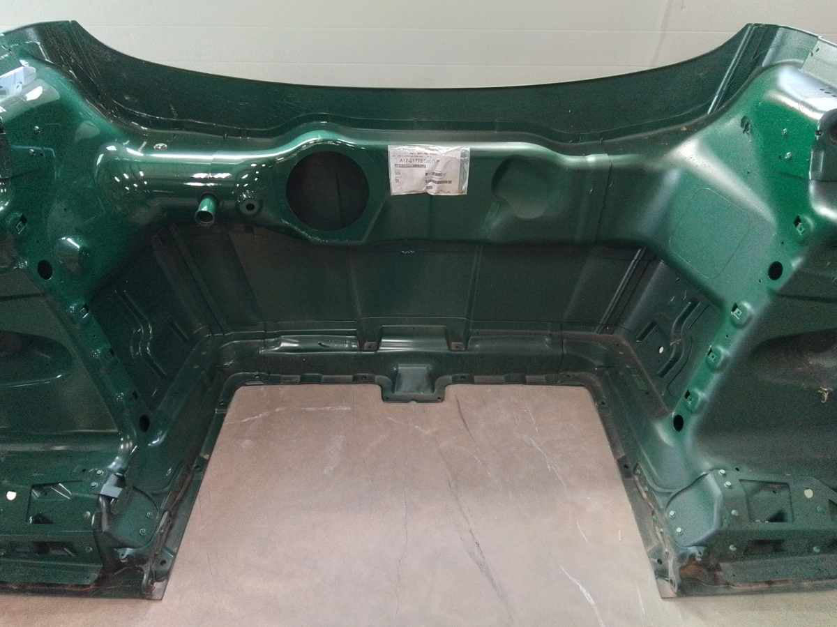 Western Star 47X take off hood. OEM Cosblem