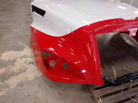 Freightliner Cascadia 126BBC Hood OEM Cosblem Hood U2208