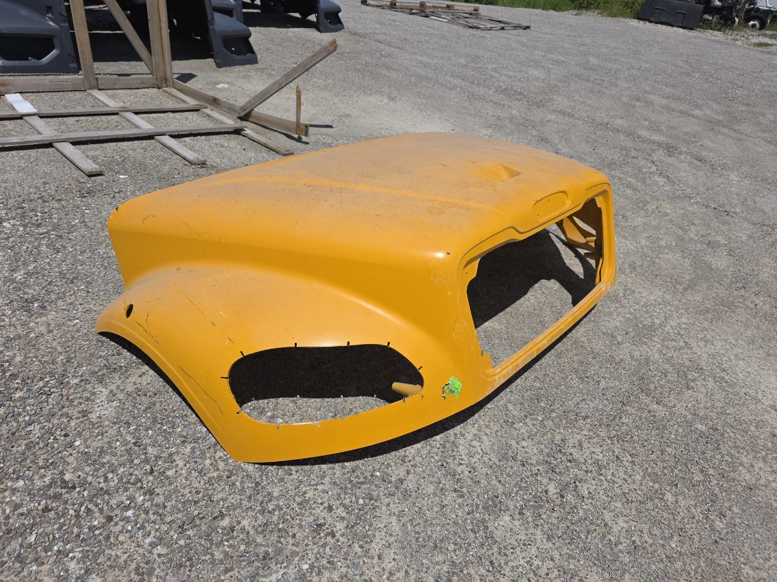 Freightliner M2 106 Hood, W/Bezel Notches,  Bus Application, FLH-U2608 A17-21136-038