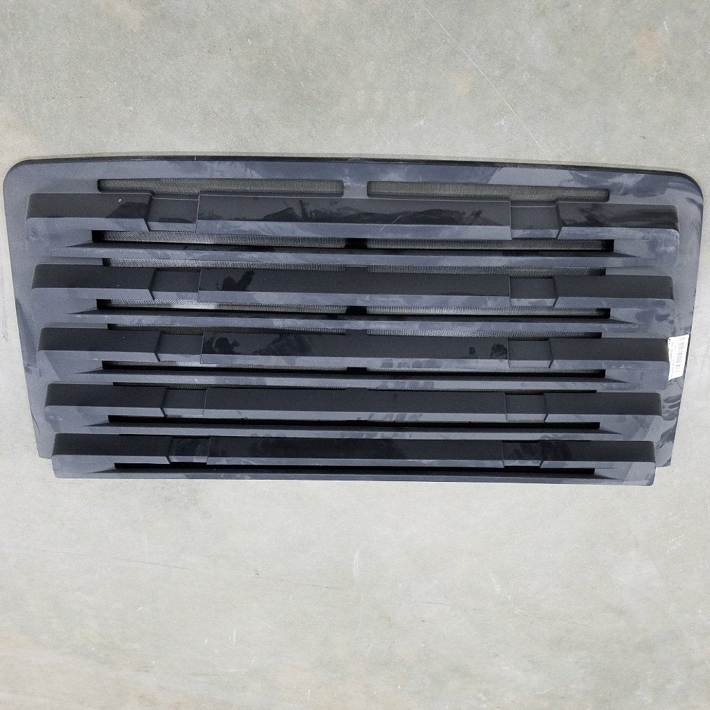 Freightliner 114SD OEM Take Off Grill 5 Louvers NO Chrome and NO Snaps - Big Truck Hoods