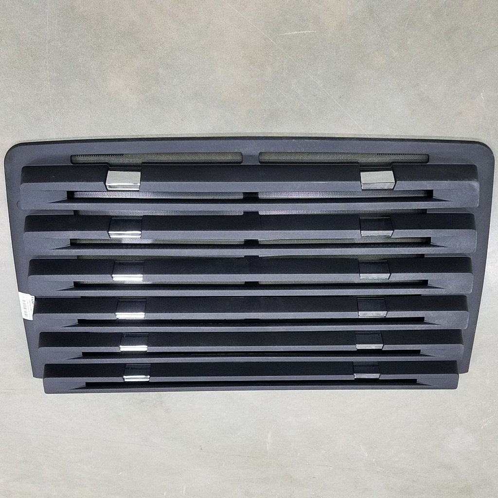 Freightliner 114SD OEM Take Off Grill 6 Louvers With Chrome - Big Truck Hoods