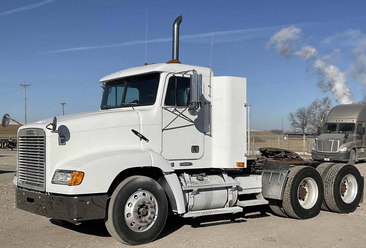 Freightliner FLD 112 Hood